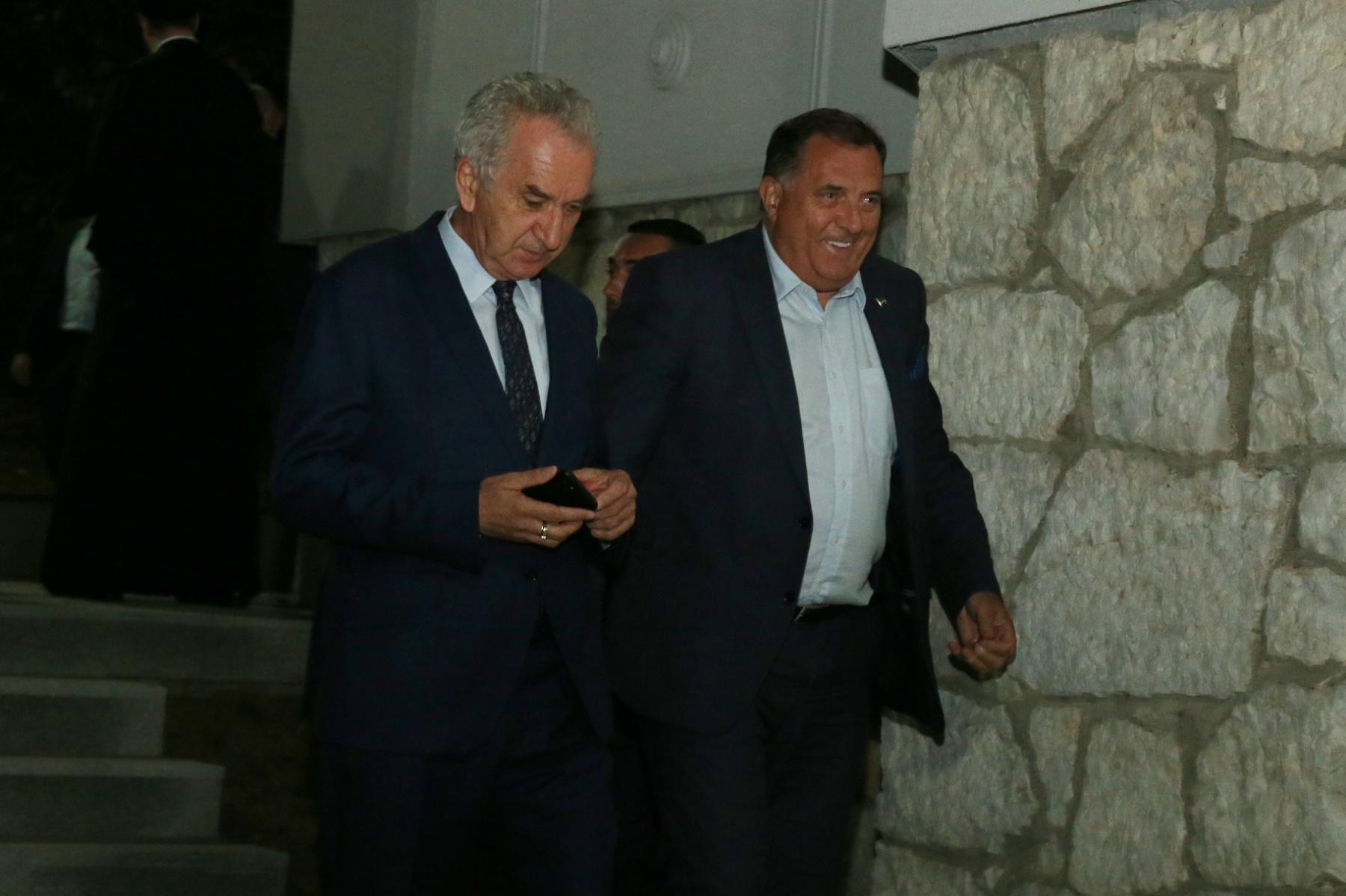Šarović: Šmitova izjava dokaz da Dodik priča lovačke priče