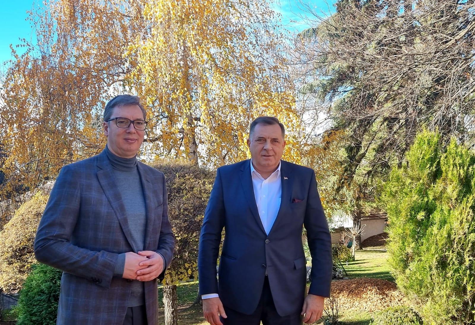 Vučić sa Dodikom: Nedeljno prijepodne sa članom Predsjedništva BiH o svim regionalnim pitanjima