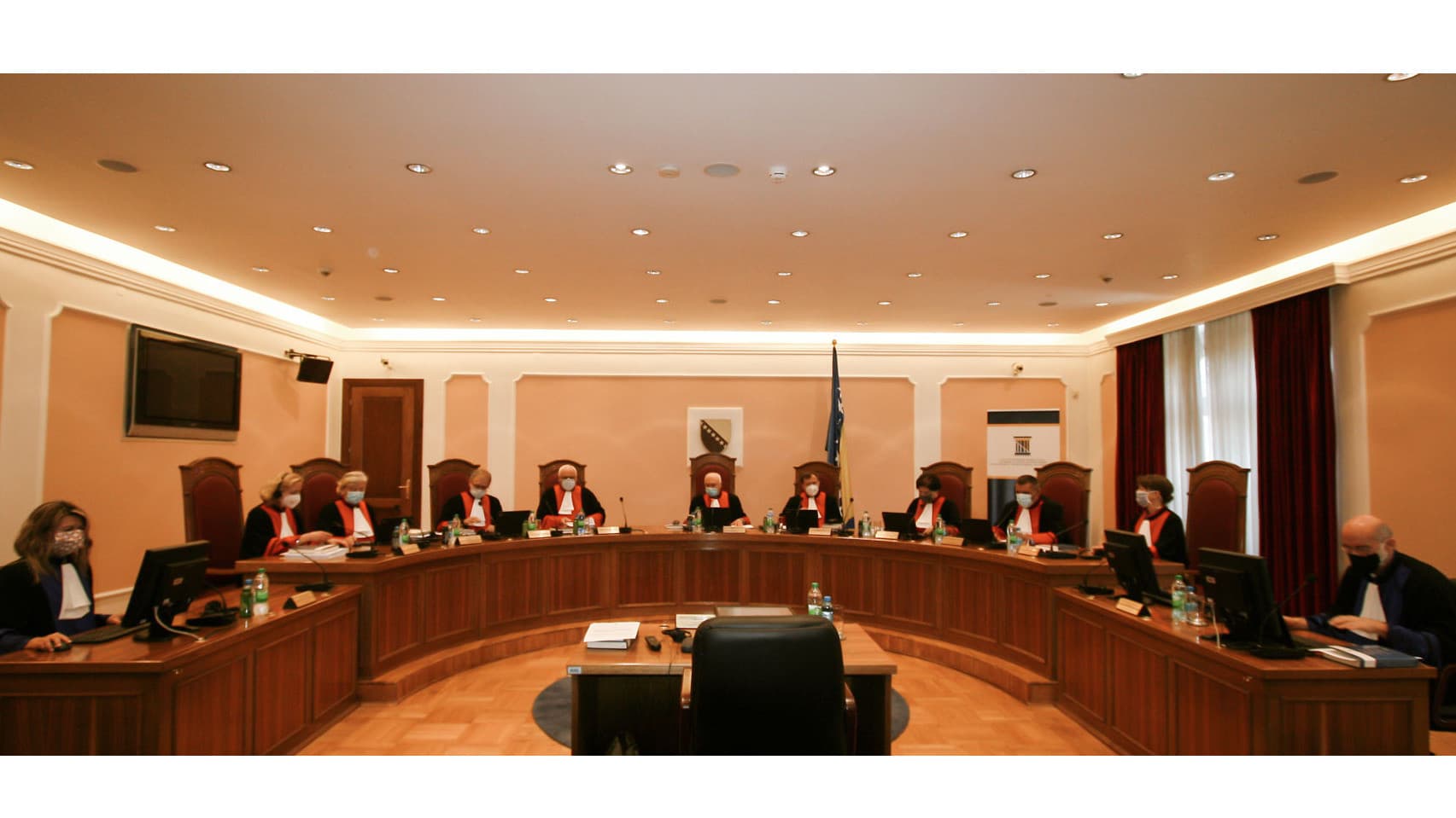 Ustavni sud o Buku Bijela, (ne)sposobnosti Milorada Dodika, hidžabu u OS BiH...