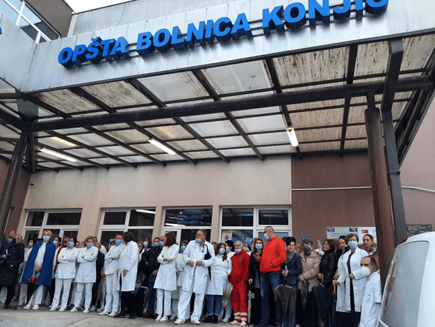 Medicinski radnici sutra će blokirati magistralnu cestu M17 u Konjicu