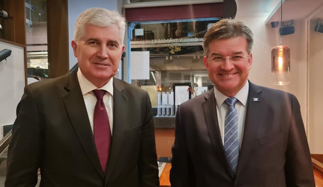 Čović se sastao sa Lajčakom: Izmjene Izbornog zakona moraju biti završene 2021. godine