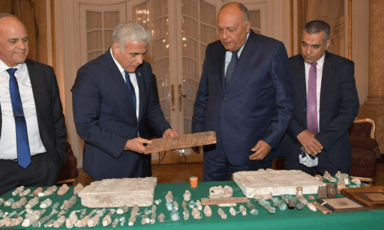 Izrael službeno vratio Egiptu 95 krijumčarenih relikvija