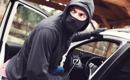 Automafija ne miruje: Uhapšene dvije osobe u okviru istrage o krađi skupocjenih vozila