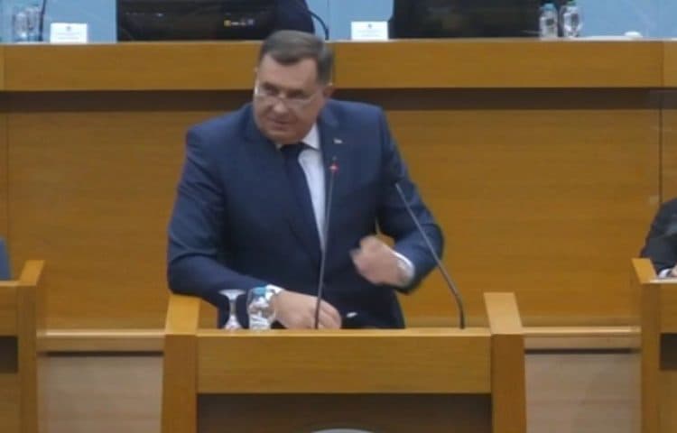 Dodik se opet javio za riječ: Opozicija je upala u zamku