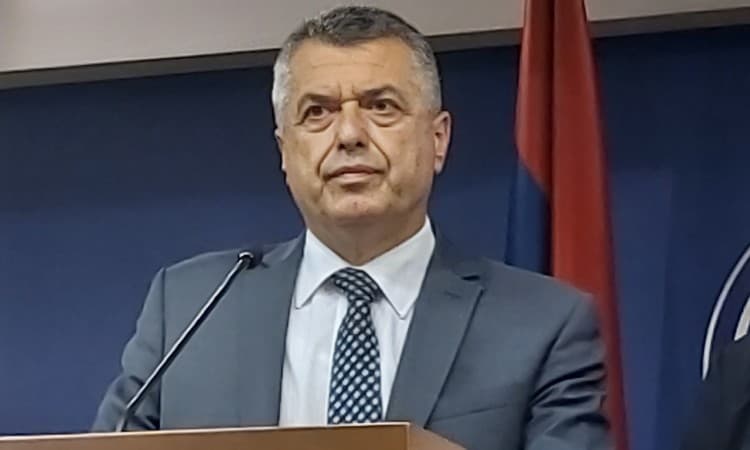 Senad Bratić za "Avaz": Institucije BiH i međunarodna zajednica trebaju djelovati večeras, a ne sutra