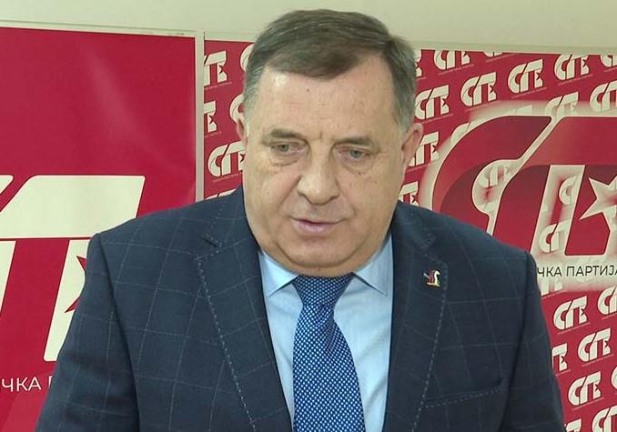 Dodik žestoko o Šaroviću i Borenoviću: Spriječiti da oni dođu na vlast, na tacni bi RS predali Bakiru Izetbegoviću