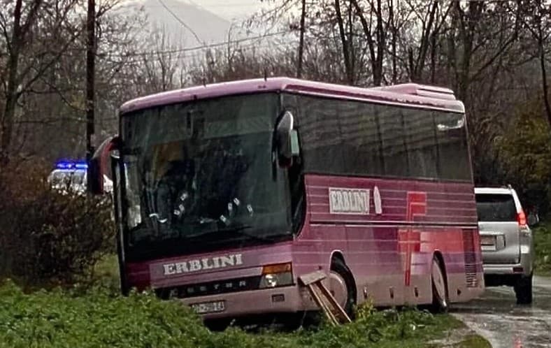 Uhapšeni osumnjičeni na Kosovu za napad na autobus u kojem su ubijena dva učenika i vozač