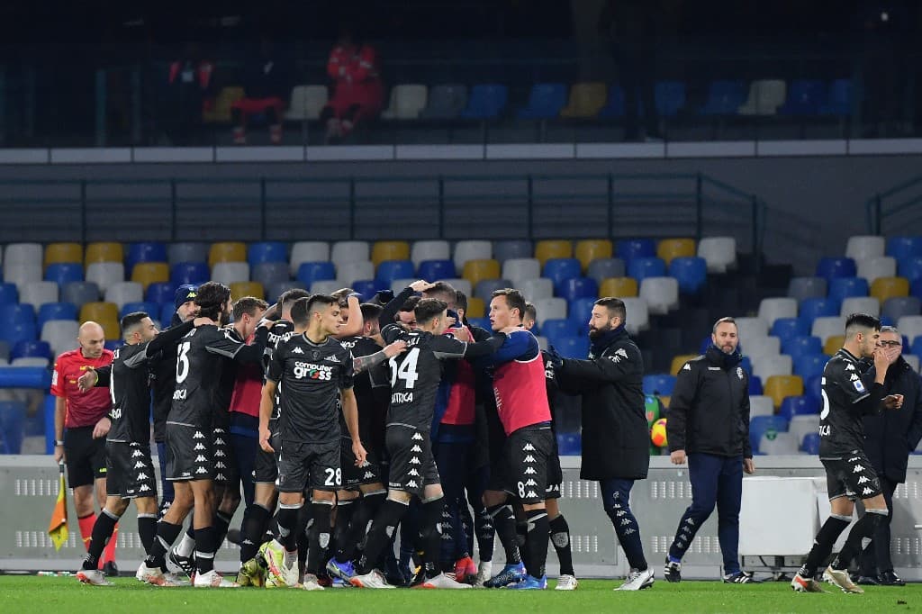 Veliki domaći kiks Napolija, Sasuolo bolji od Lacija