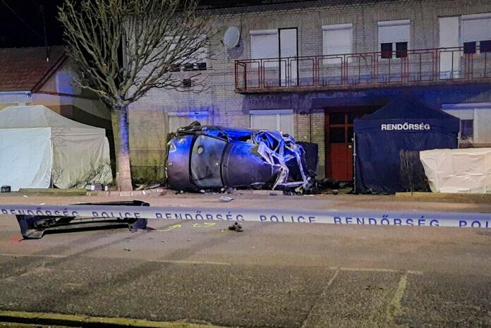 Sedam osoba poginulo u slijetanju automobila sa tablicama Srbije