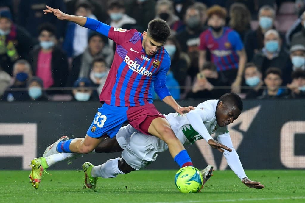 Bh. stručnjak naljutio Ćavija: Halilhodžić pozvao mladog veznjaka Barcelone
