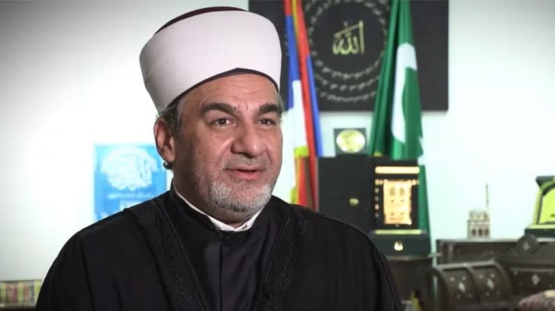Beogradski muftija igrao za Zvezdu pod drugim prezimenom: Povukli ga s terena zbog povika s tribina