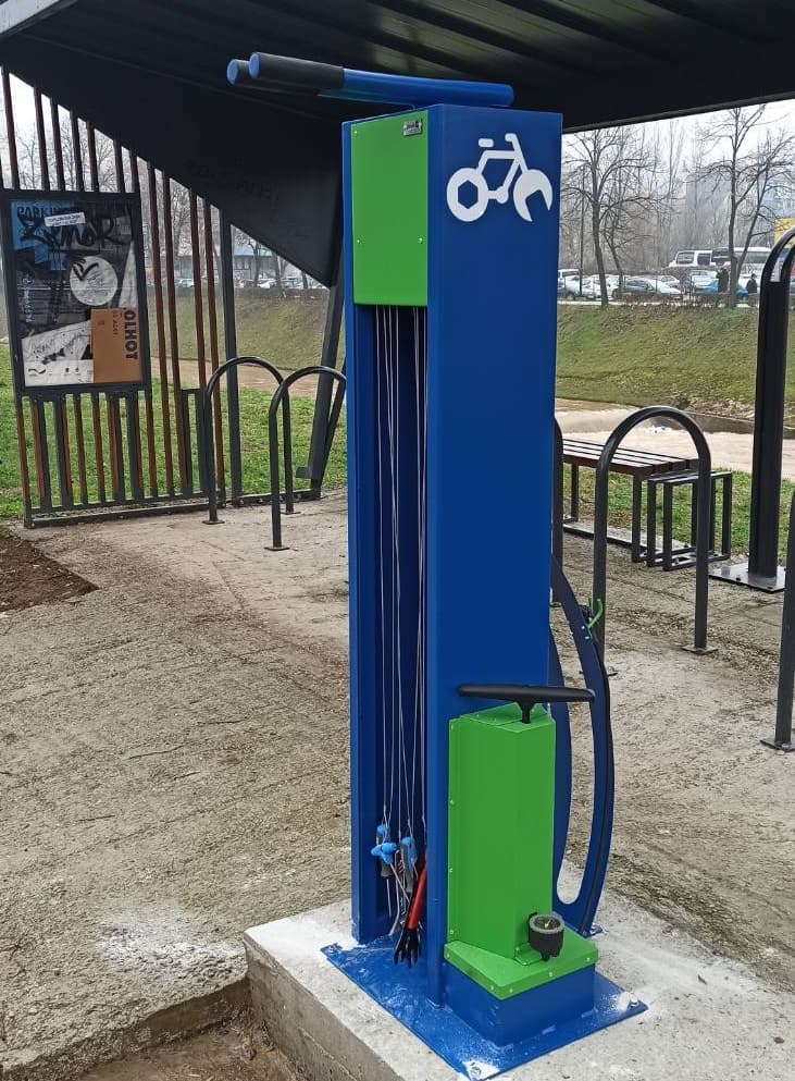 Postavljene prve servisne stanice za popravak bicikala u Novom Sarajevu