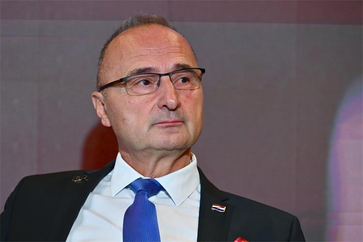 Hrvatski šef diplomatije Grlić Radman danas dolazi u BiH, planirano mnoštvo sastanaka