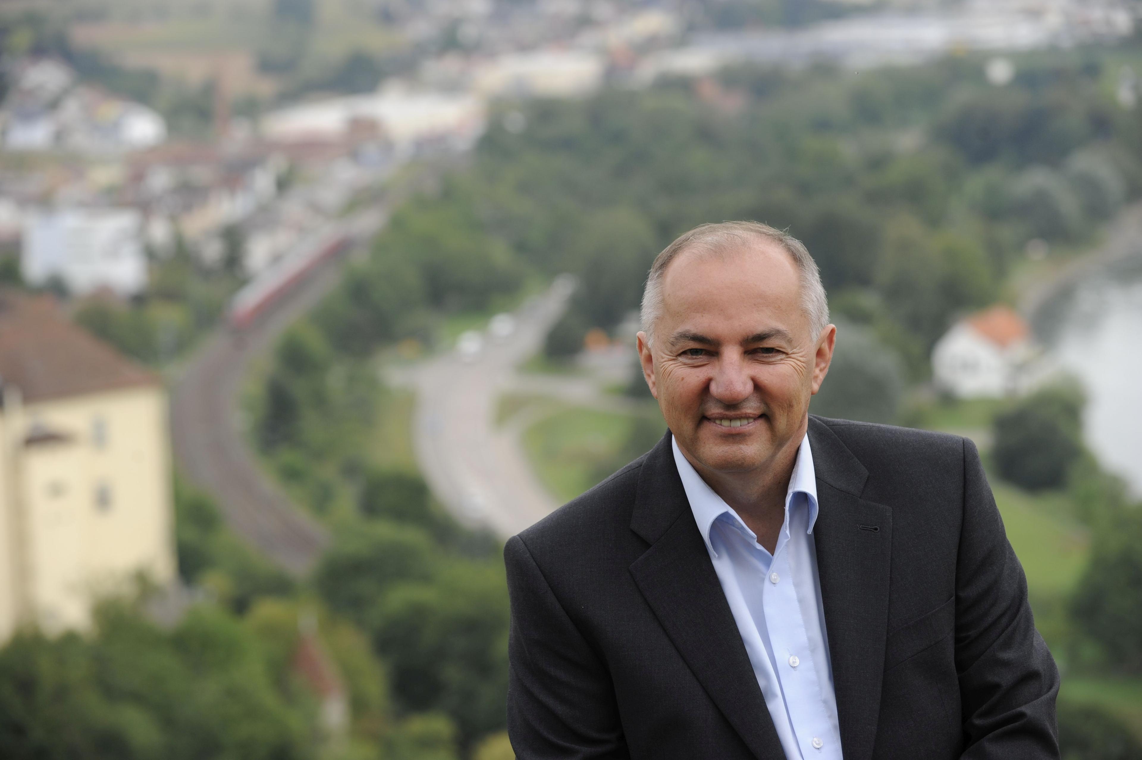 Poslanik Bundestaga Josip Juratović za "Avaz": Nacionalne vođe igraju skupa