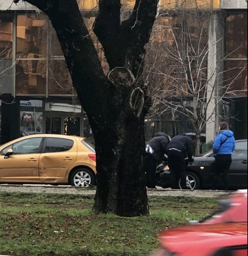 Udes u Sarajevu, zabilježena materijalna šteta