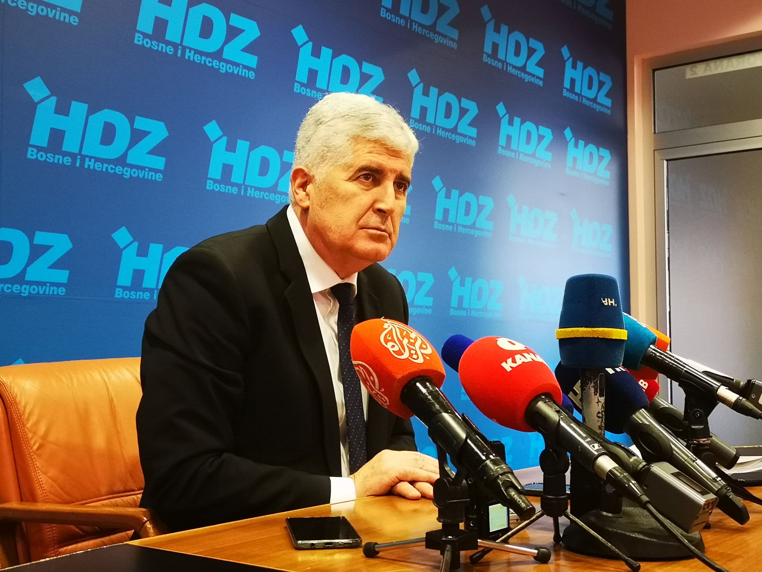 Čović o navodnim dokazima protiv njega: Časno sam se nahodao po sudovima