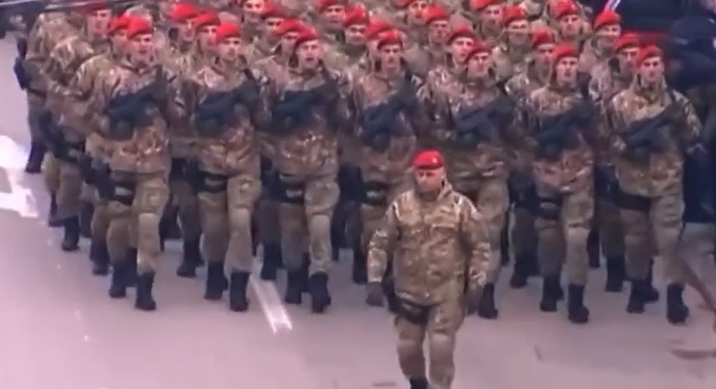 Evo šta su pjevali pripadnici Specijalne jedinice MUP-a RS tokom defilea