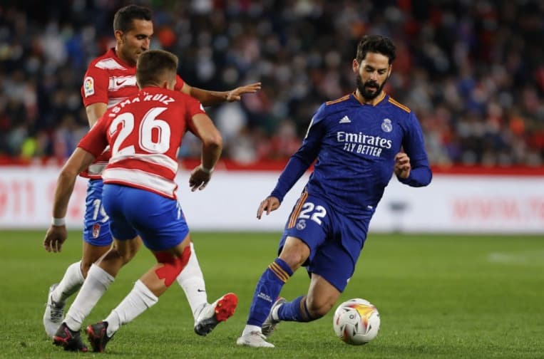 Vijest odjeknula La Ligom: Veznjak Real Madrida pregovara s Barcelonom