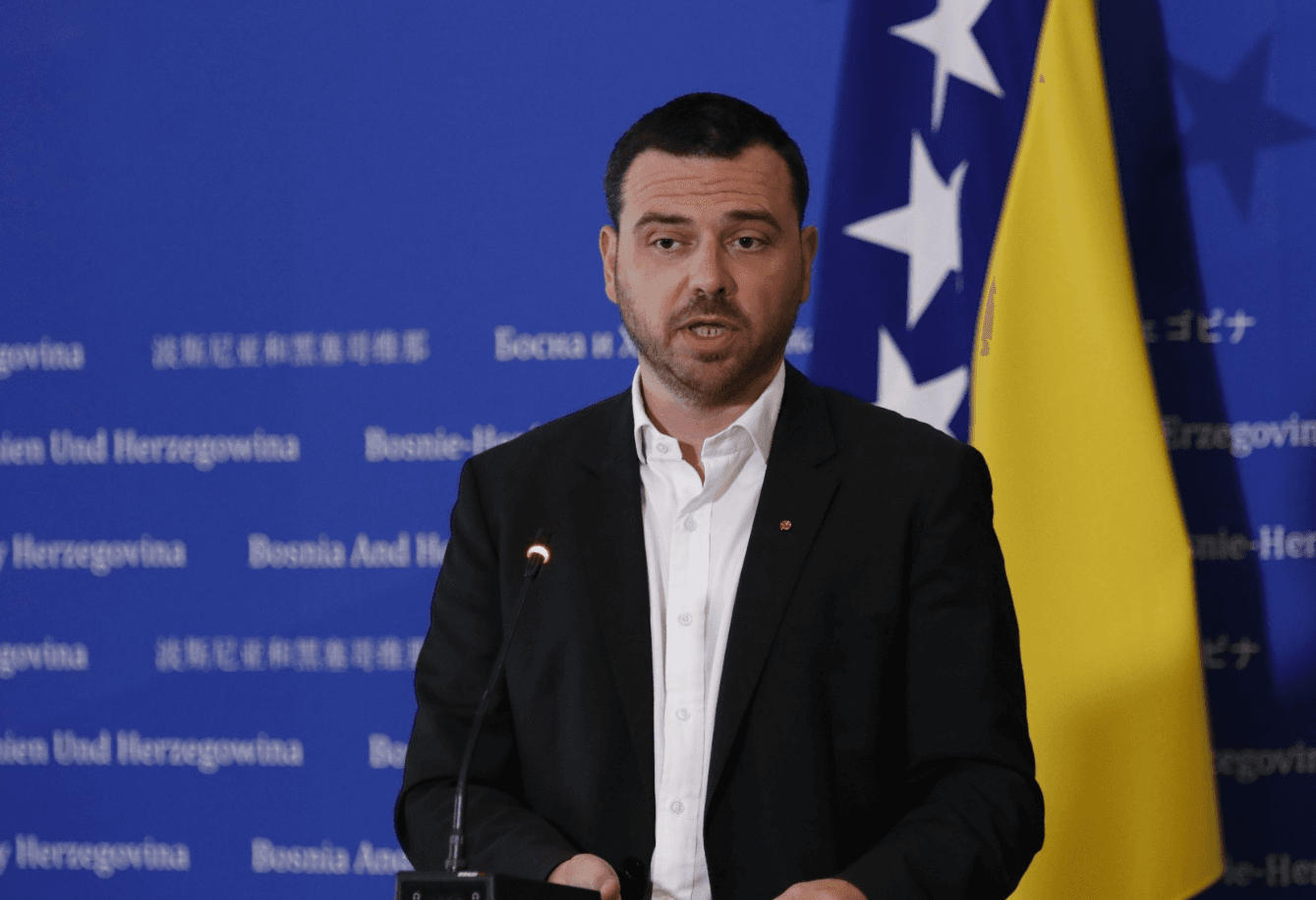 Magazinović u Evropskom parlamentu poručio: Građani svaki dan pitaju hoće li biti rata