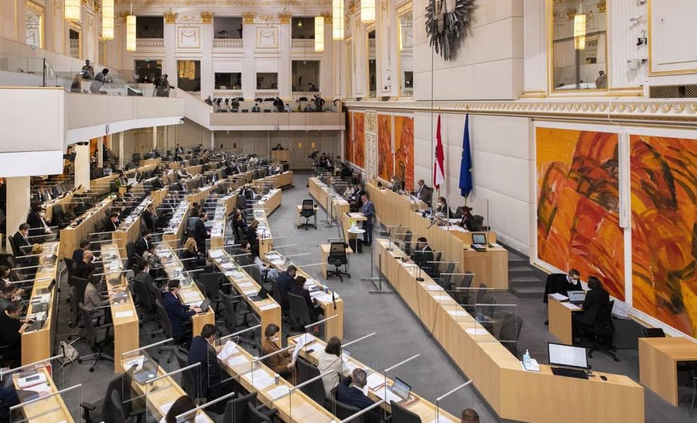 Austrijski parlament odlučio: Obavezna vakcinacija od februara