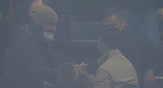 Pjanić na San Siru prati derbi kola, fotografisan u društvu legendi Serije A