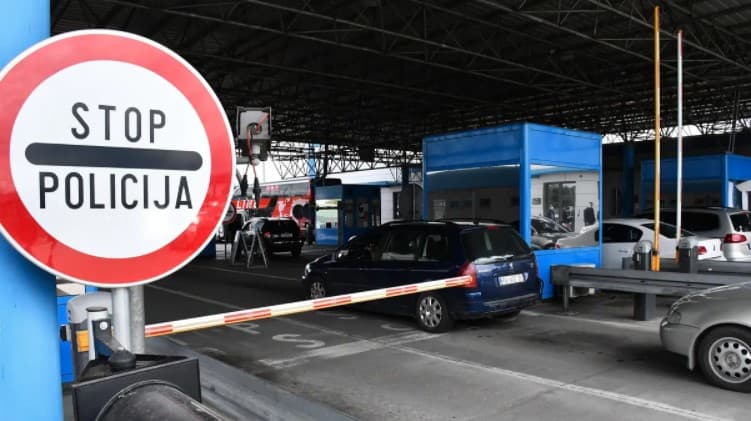 Incident na granici između Srbije i Hrvatske: "Probio je rampe, čuli smo i pucnjavu"