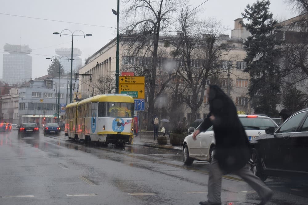 U dijelovima BiH danas moguća slaba kiša: Kakvo nas vrijeme očekuje do vikenda