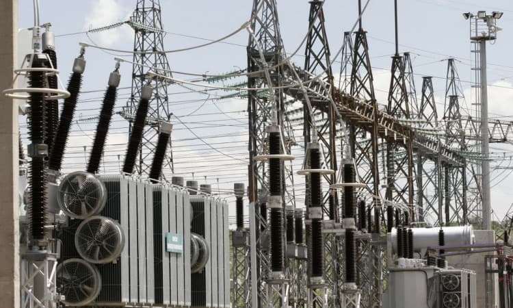 Nigerija uzima kredit od Japana kako bi riješila problem električne energije