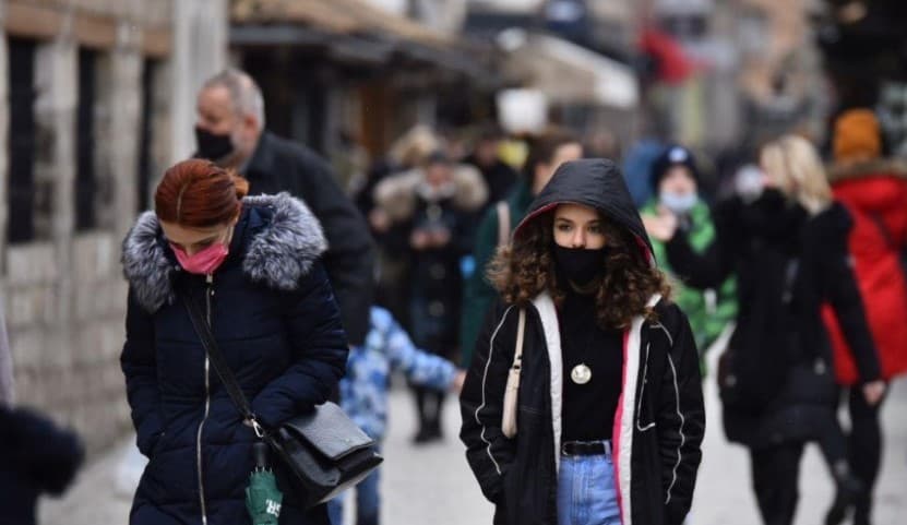 U Kantonu Sarajevo 548 novozaraženih koronavirusom, preminulo šest osoba