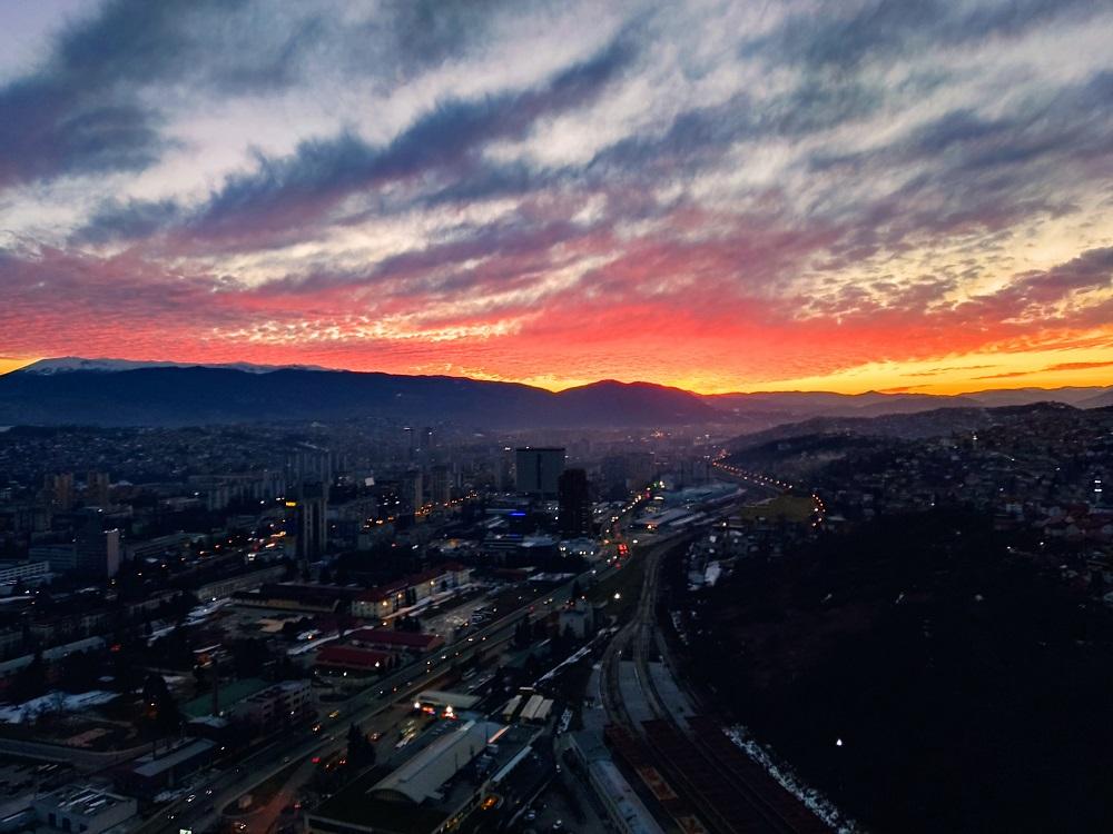 Pogledajte prelijepe fotografije zalaska sunca s "Avazovog" tornja