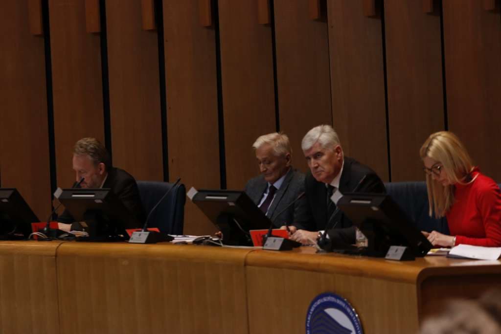 SNSD i HDZ preglasali Bošnjake: Donesen zaključak kojim se osporava legitimitet CIK-a