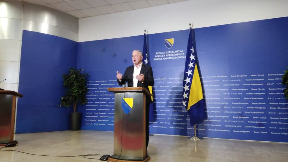 Borenović: SNSD je poslao lošu poruku i neka sada odgovaraju prijevoznicima i građanima