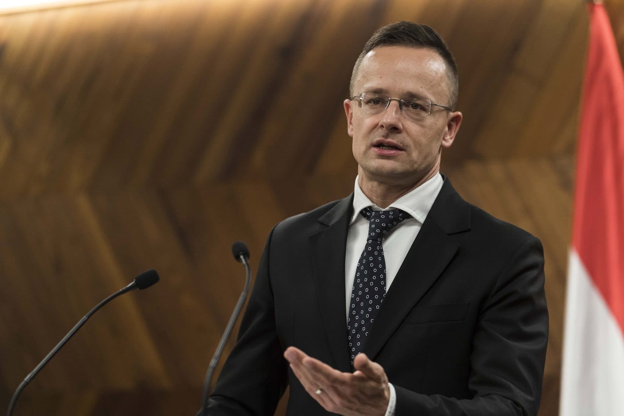 Mađarski ministar: Blisko sarađujemo s Hrvatskom i NATO-om oko letjelice