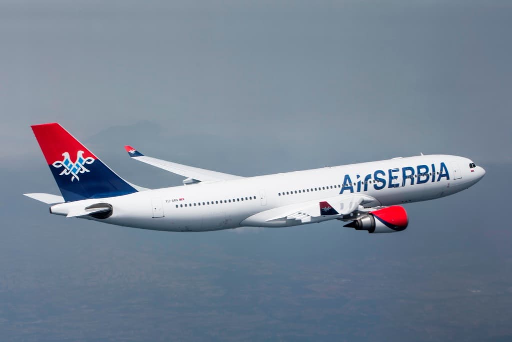 Drama u Srbiji: Avion za Moskvu hitno vraćen u Beograd, u toku evakuacija putnika