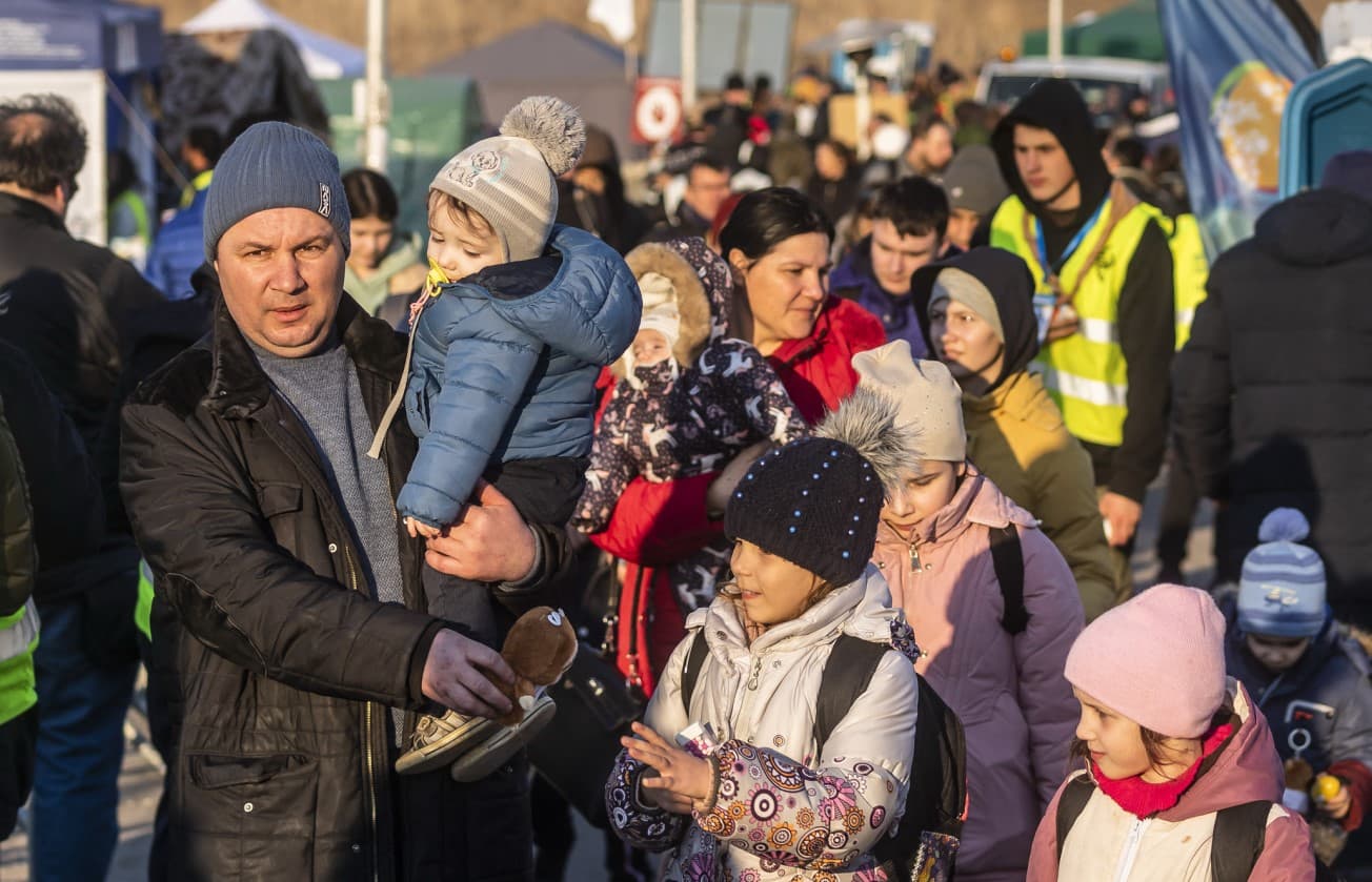 Svakodnevnim granatiranjem oštećeno je 489 obrazovnih ustanova - Avaz