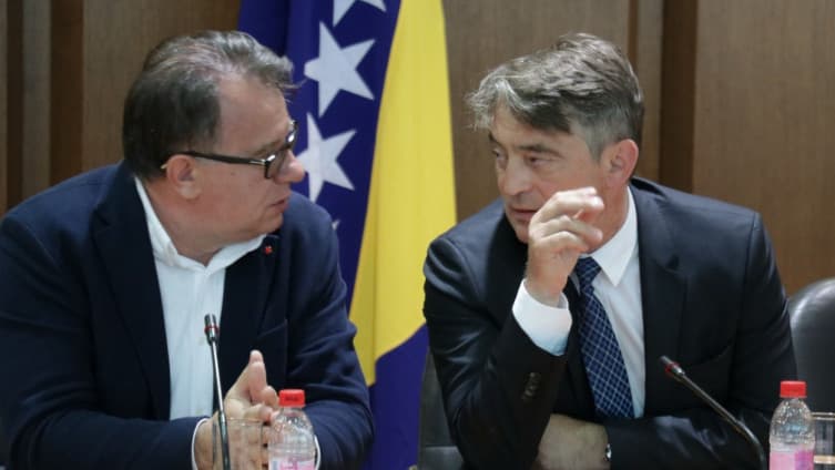 Ko je "malo trudan"