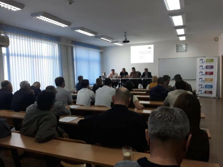 Udruženje novinara RS: Osuđujemo neverbalni gest Milorada Dodika