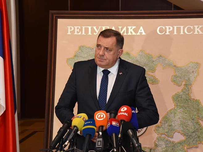 Milorad Dodik na konferenciji za medije - Avaz