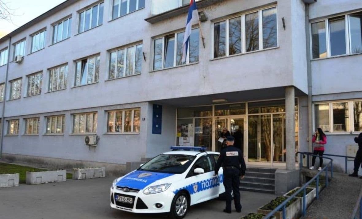 Iz kuće ukradeno 150 litara rakije