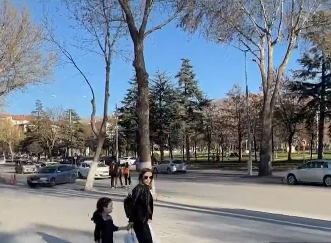 Snažan zemljotres pogodio Tursku: Građani istrčali na ulice