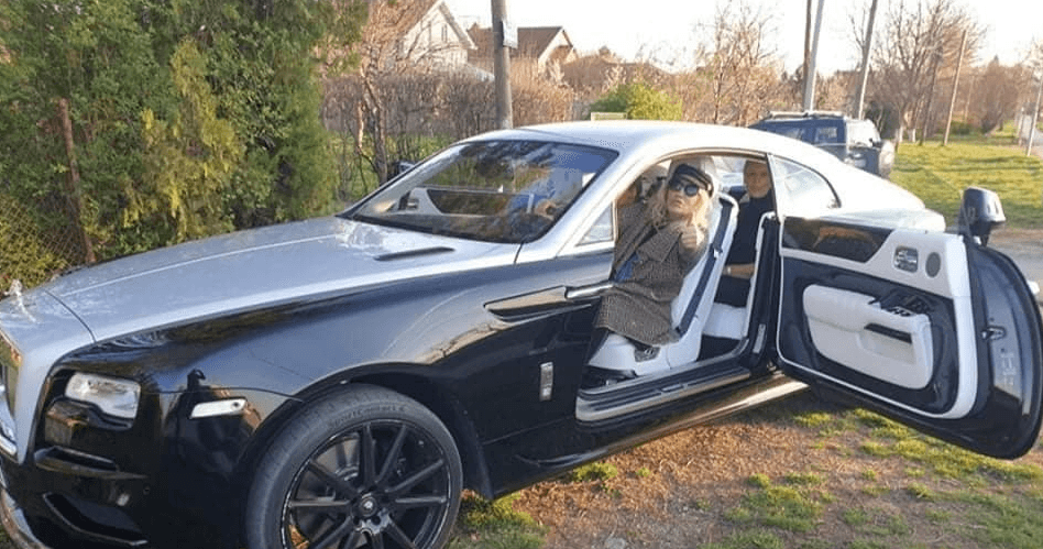 Nada Topčagić pohvalila se skupocjenim automobilom, ali nema za gorivo