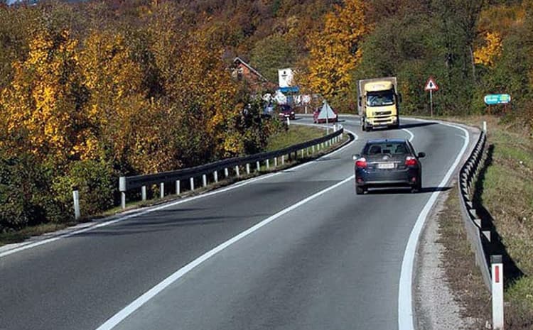 Radovi na mostu na dionici autoputa A-1 Visoko-Kakanj - Avaz