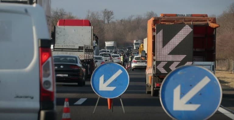 Teška saobraćajna nesreća kod Zagreba: Poginula jedna osoba, još dvije povrijeđene