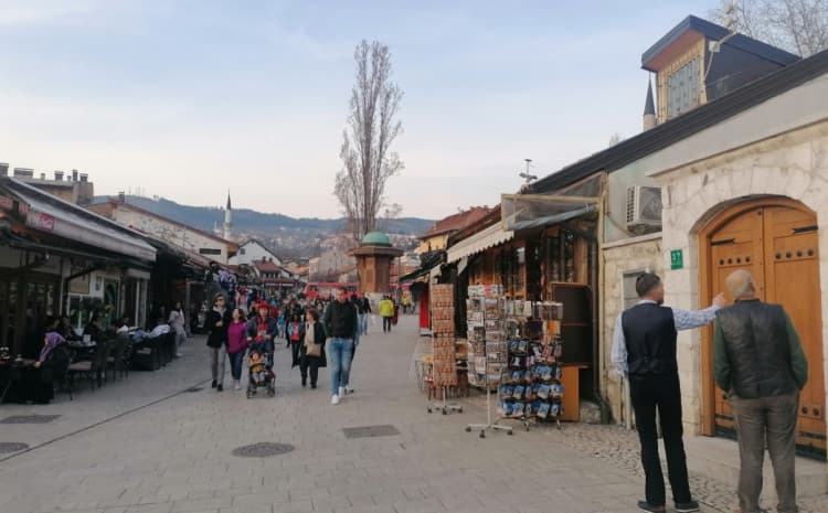 U BiH pretežno oblačno, u pojedinim područjima se očekuje kiša