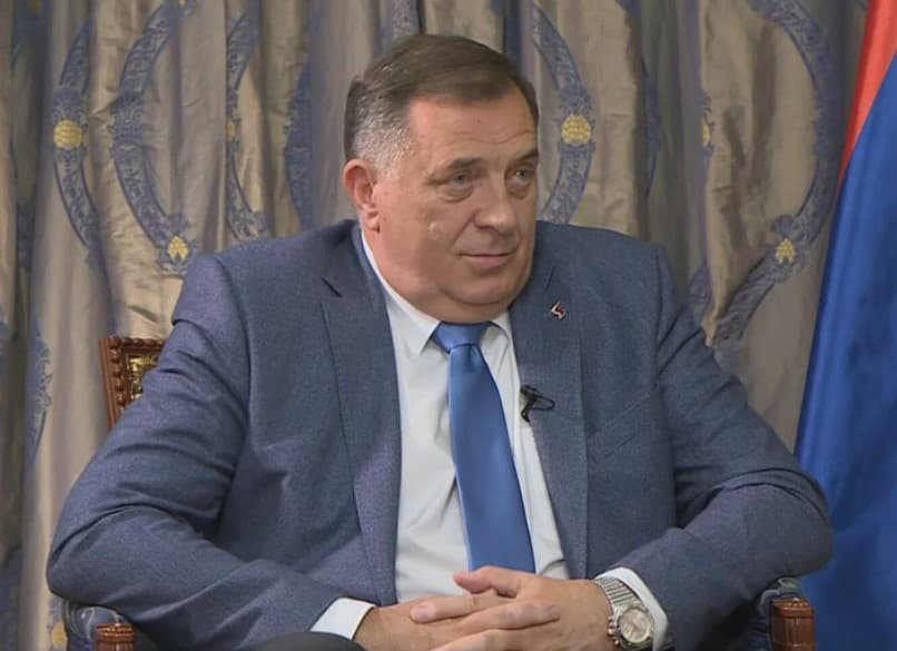 Novinar jednim pitanjem izbacio Dodika iz takta: "Jel ti to mene za**bavaš?"