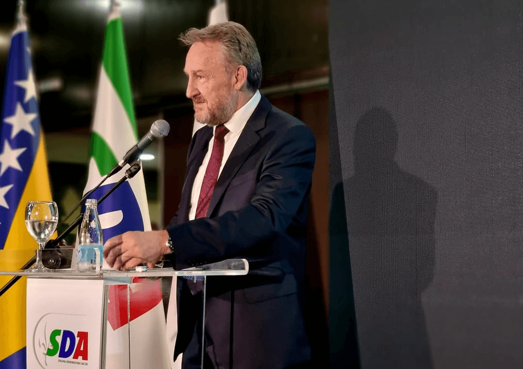 Izetbegović: Šmit me je zvao prije petnaest dana, on treba iskoristiti bonske ovlasti