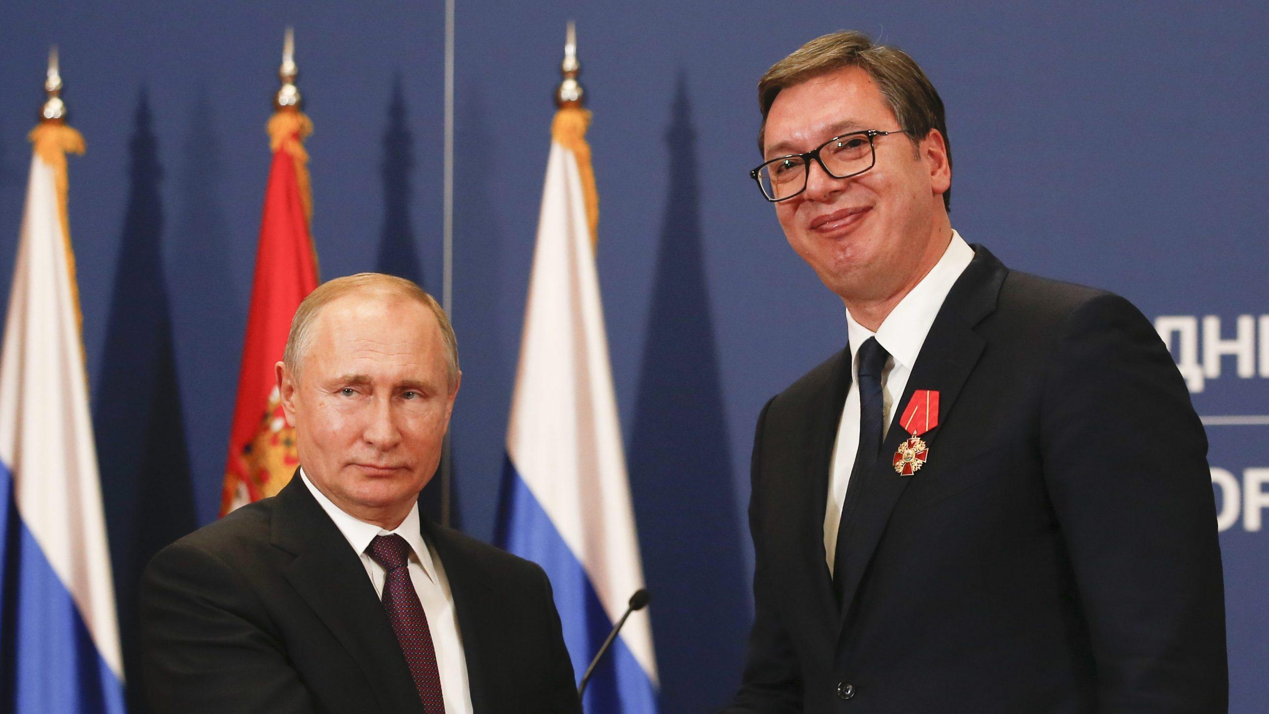 Aleksandar Vučić bi danas trebao razgovarati sa Vladimirom Putinom