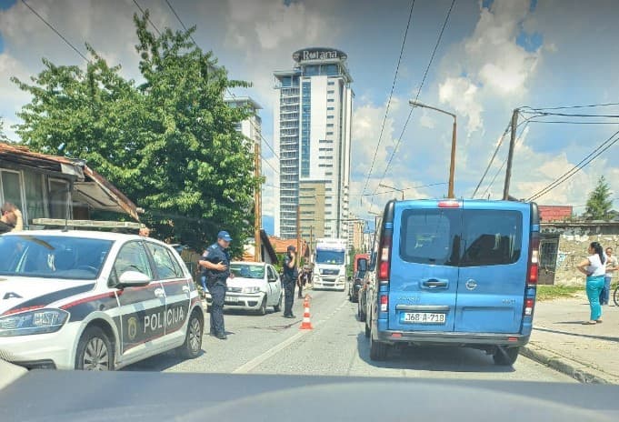 Na Aneksu udaren pješak, saobraćaj usporen