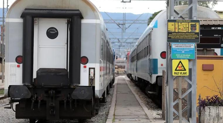 U vozu kod Vinkovaca našli 9 migranata, među njima petero djece: Čuli su plač i zapomaganje
