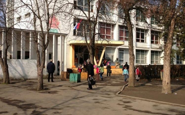 Puštali pjesmu "Ne volim te Alija, zato što si Balija": Roditelji užasnuti, "djeca ne znaju koliko je to pogrešno"